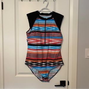 Ladies Modest One piece Swimsuit XL NWOT